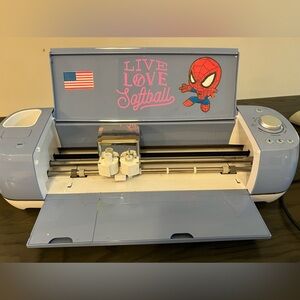 Cricut explore air 2 and accessories